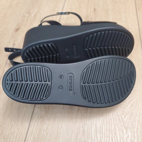 Crocs Brooklyn High Shine Ankle Strap Womens Wedge Black US Size 7 Shiny Heel - Picture 7 of 12